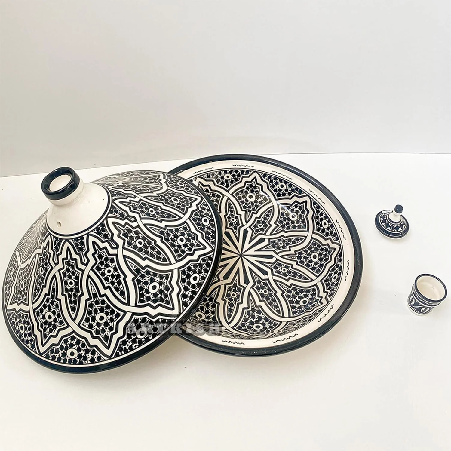 Handcrafted Ceramic & Pottery Moroccan Tagine - HandPainted