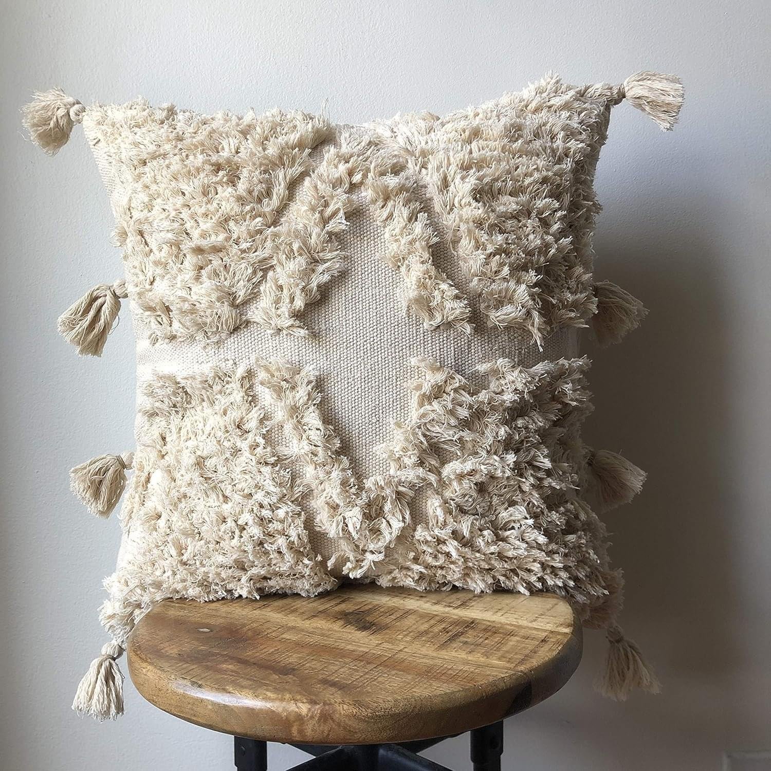 Handmade Moroccan Pillow Cover in Cream Cotton with Tassel